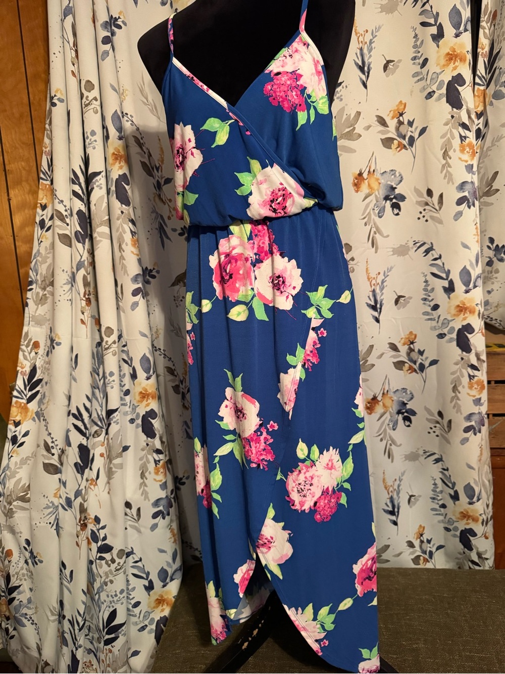 Peach Love California Royal Blue Floral Midi Dress with Pink Blooms